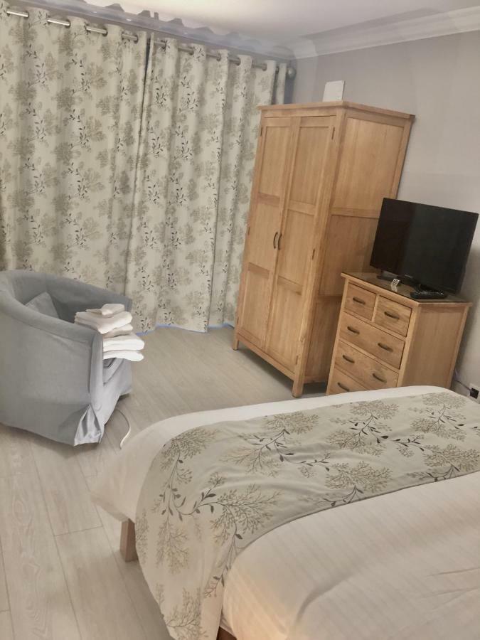 فندق سانديفوردفي  Tintawn House المظهر الخارجي الصورة